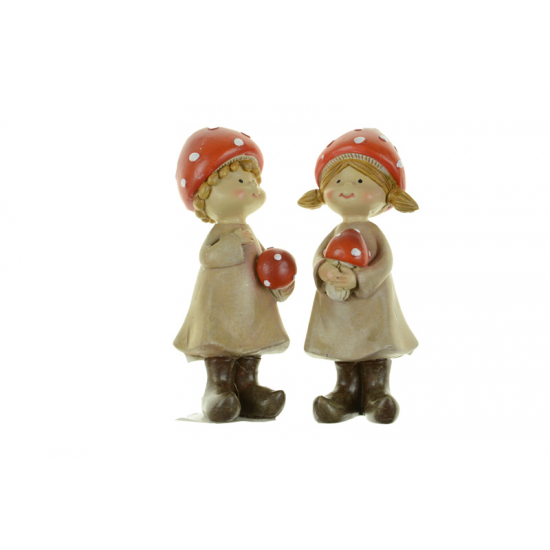 Figura fiú/lány poly álló 5*4*11.5cm gombasapkában piros/barna
