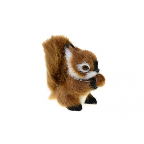 Figura mókus plüss álló 6cm makkal barna