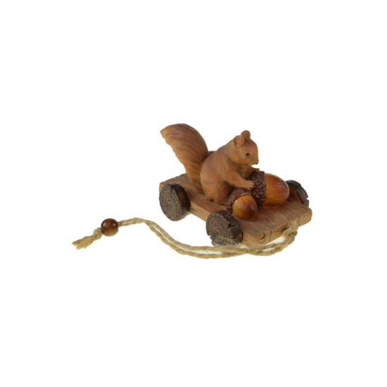 Figura mókus poly akasztós 7,8*5,5*5cm kocsin barna